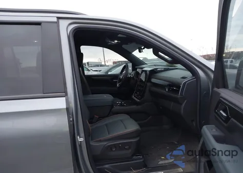 2026 GMC Yukon Xl z USA, uszkodzony, nr VIN 1GKS2HKD2TR118122